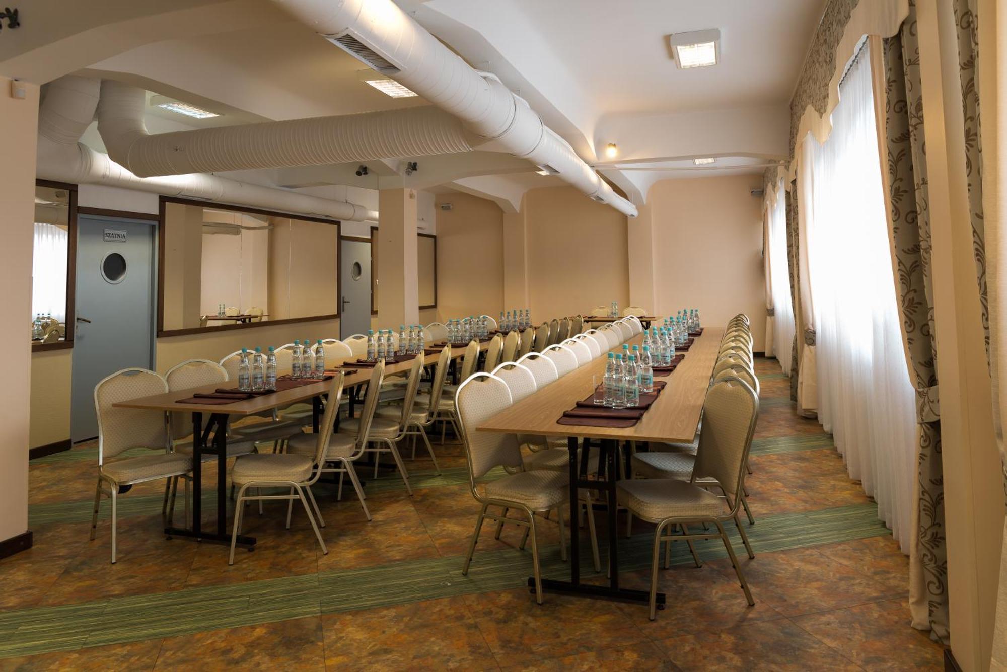 Majewski Hotel & Spa Malbork Dış mekan fotoğraf